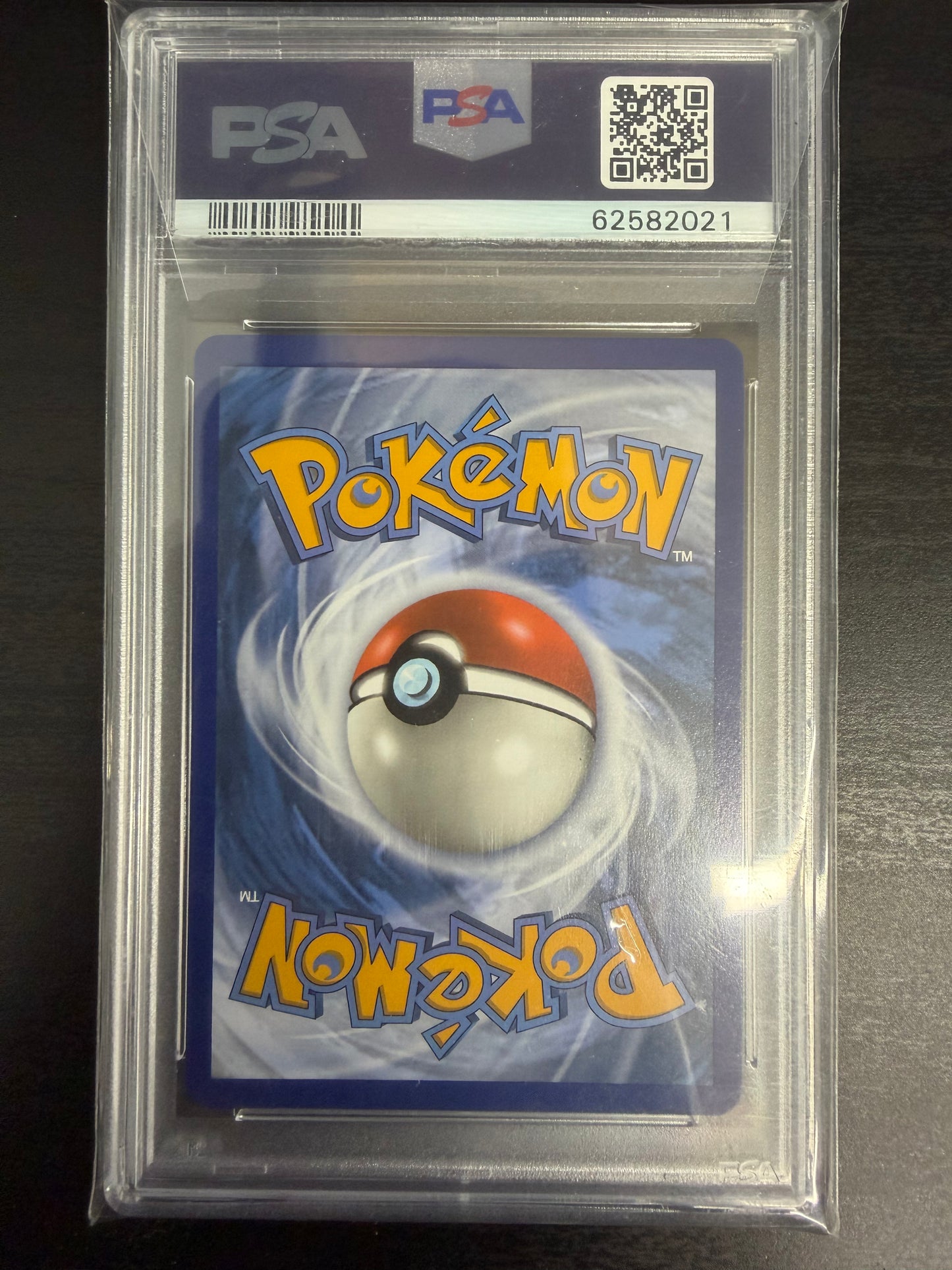 PSA 10 - Vivid Voltage - Rayquaza #138